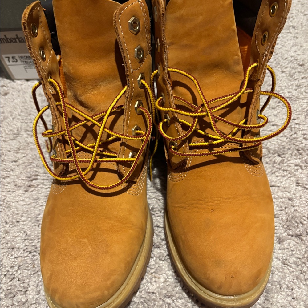 Timberland Honey Lace-Up Boots